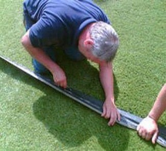 Guía de instalación de césped artificial para jardín / paisaje